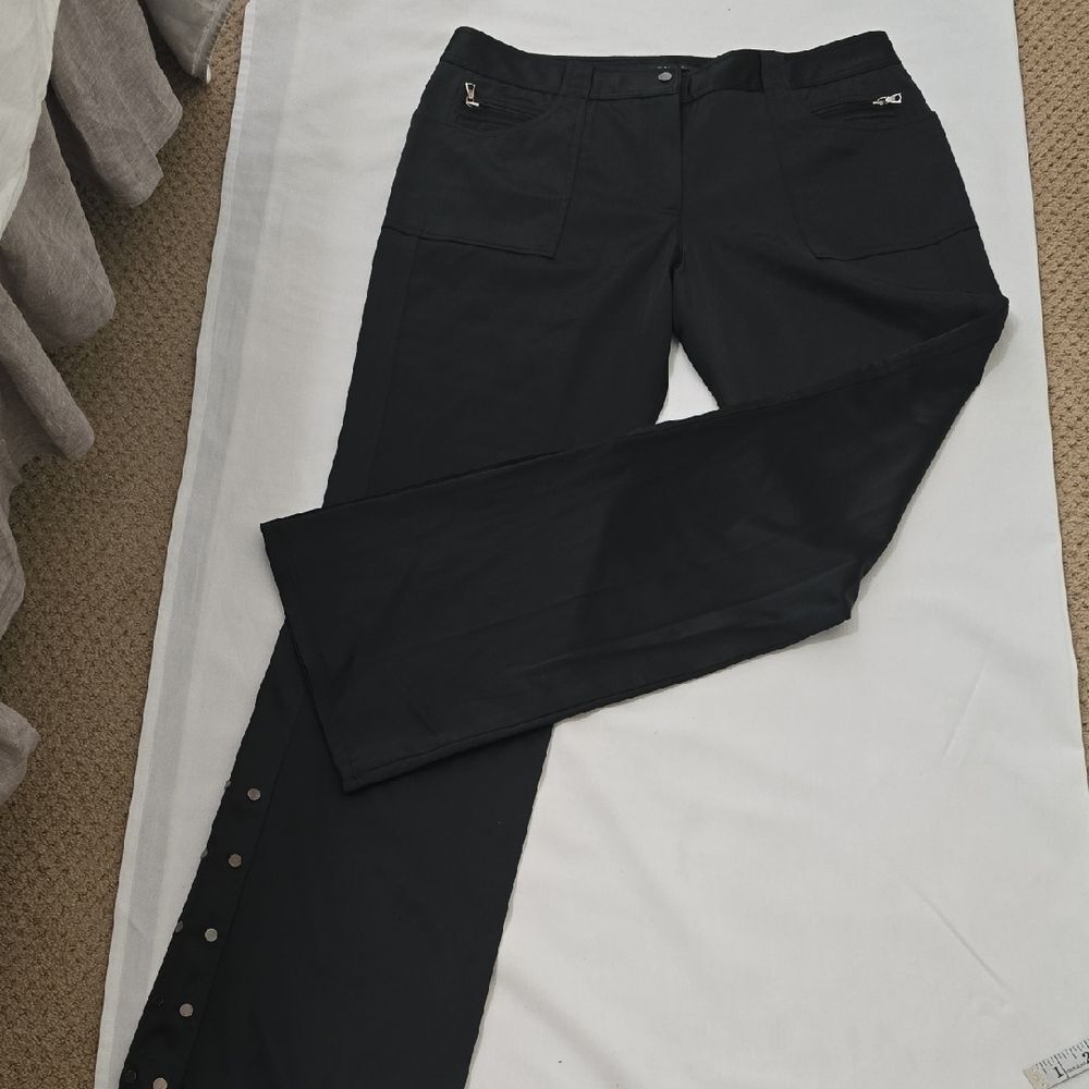 Elie Tahari Black‎ Snap-Front Trousers